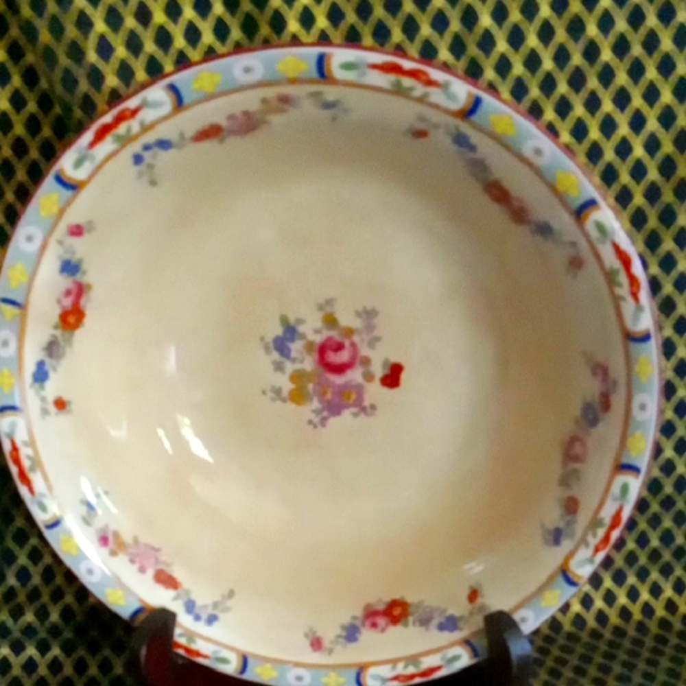 Floral Decorative Bowl by J&G Meakin. very old from England